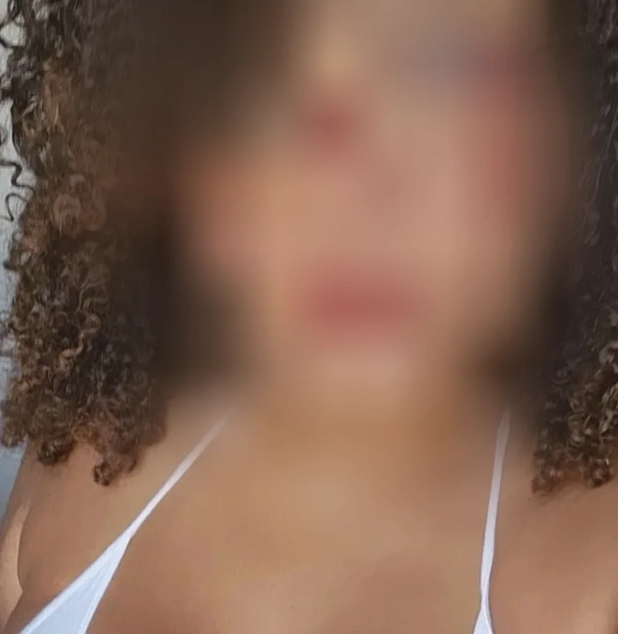 Anisa, 33 anni